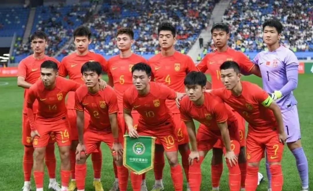 国足绝杀逆袭，亚洲冠军连败，出线悬念再起