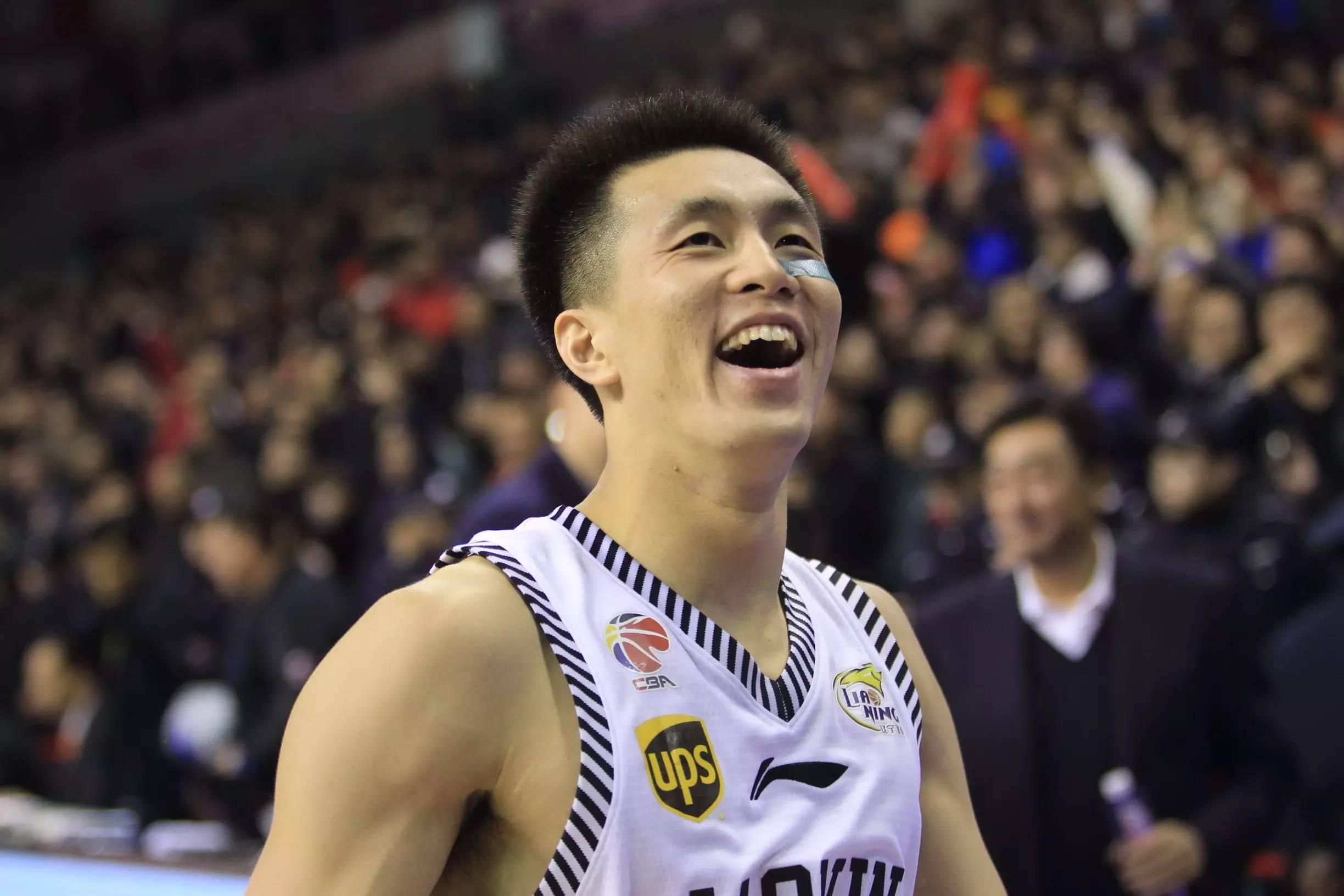 郭艾伦NBA夏季联赛集锦：对阵国王砍下20分5助攻的简单介绍